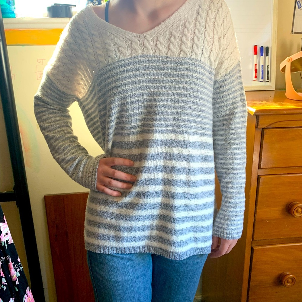 Staccato grey and white cozy sweater